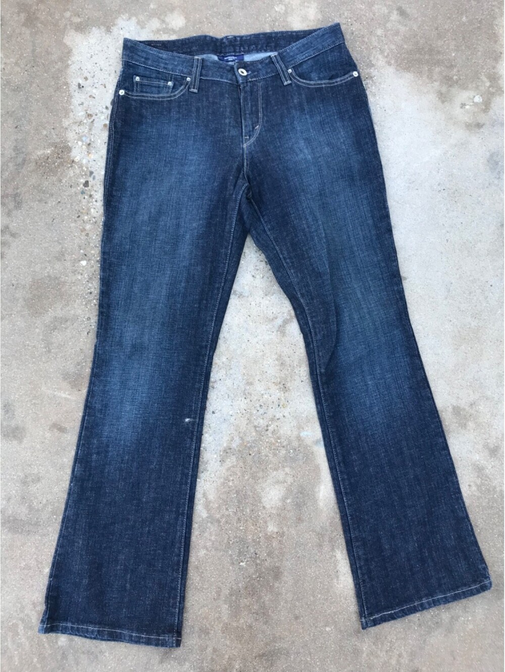 Levis 553 Womens Blue Denim Jeans 8M Boot Cut Mid Rise Lite Thigh Fade 30W x 31L